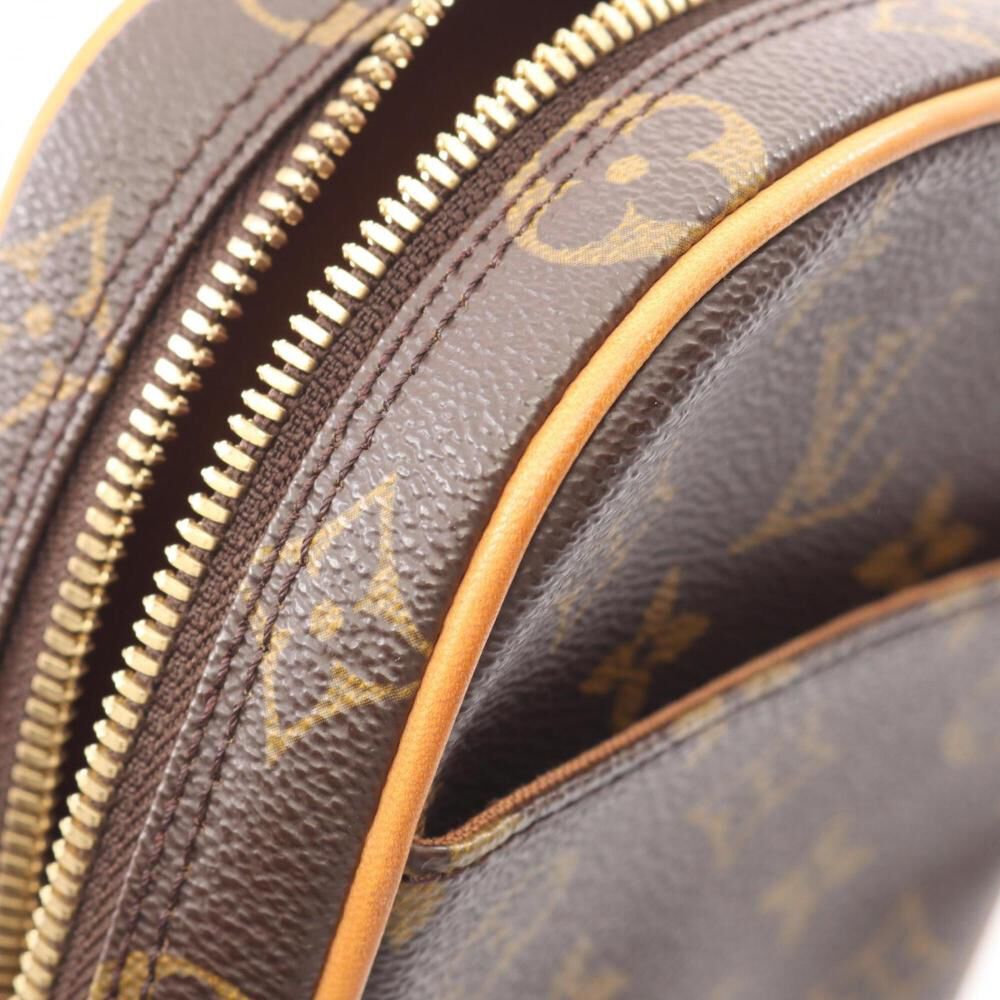 Louis Vuitton Pochette Gange
