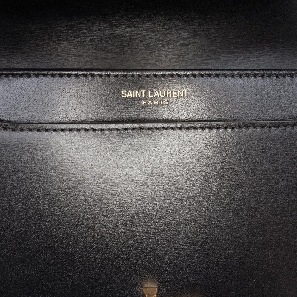 Yves Saint Laurent Shoulder Bag