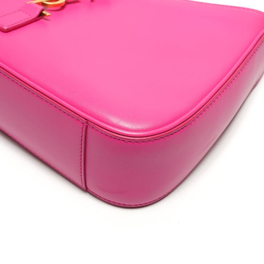 Yves Saint Laurent Shoulder Bag