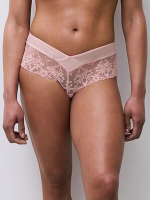 Champs Elysees Revealing shorty