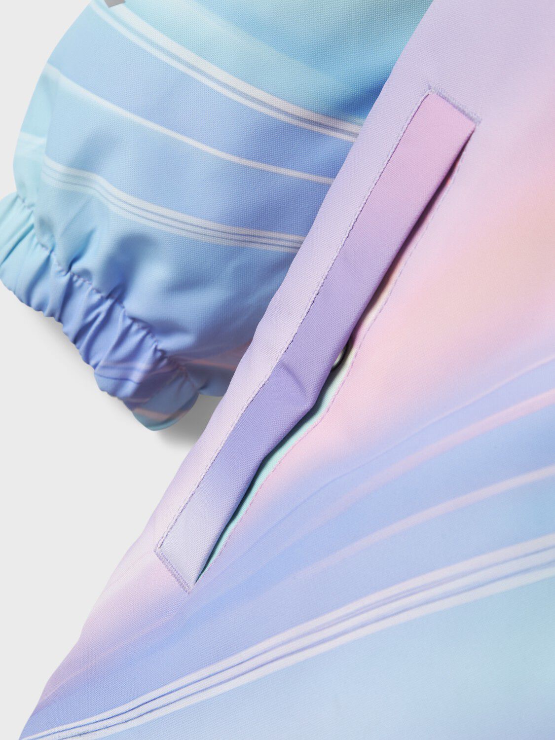 NMFSNOW10 SUIT AOP FO NOOS