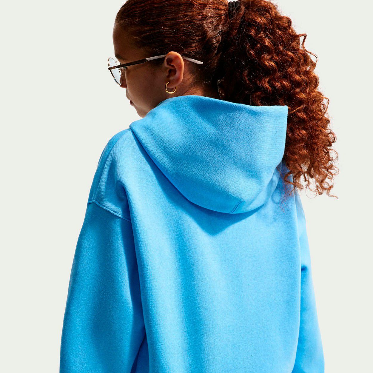 Sportswear Oversized Club H&aelig;ttetr&oslash;je