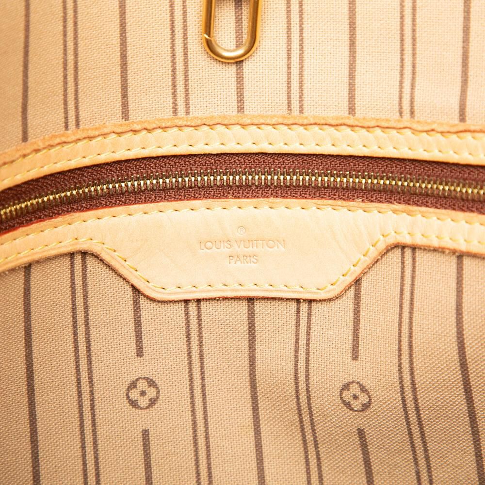 Louis Vuitton Delightful