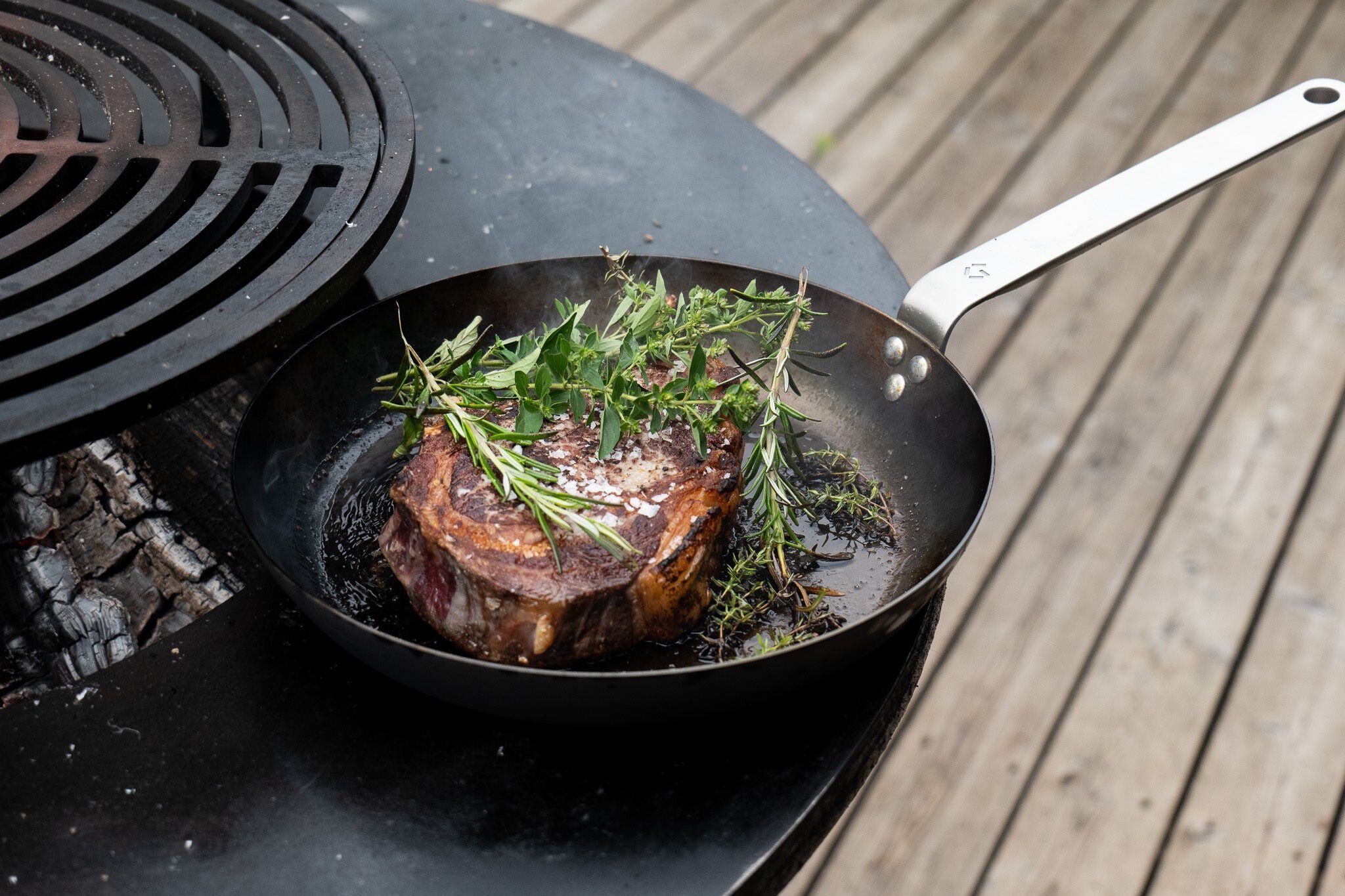 Stegepande - carbonst&aring;l - 24 cm