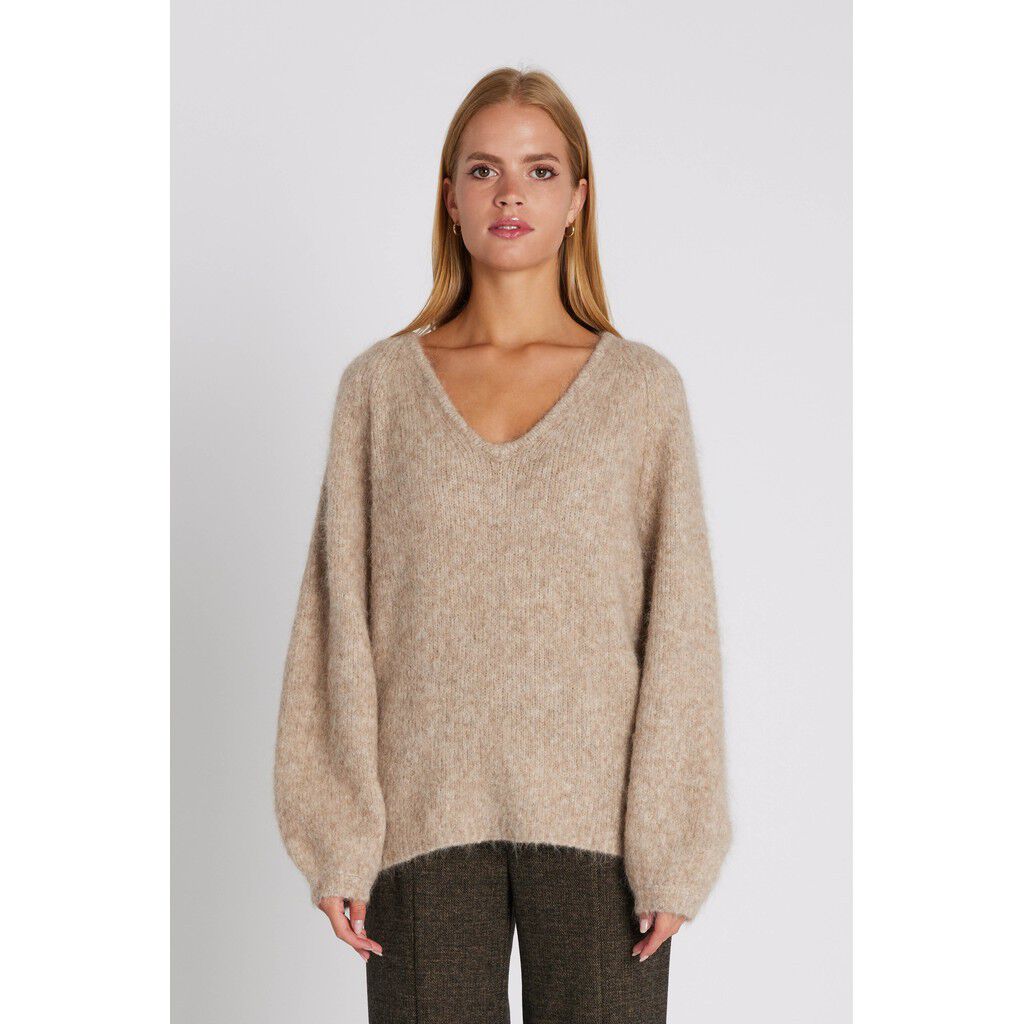 6873RDFVala knit