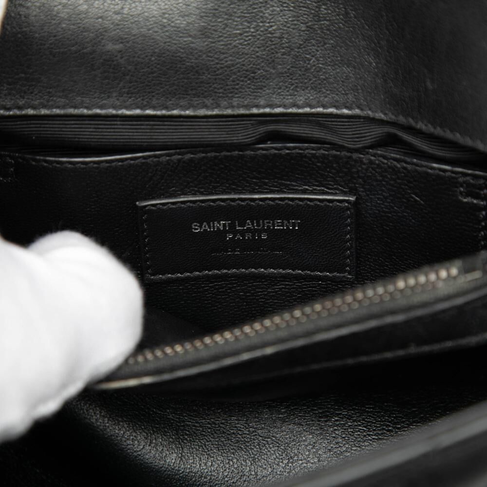 Yves Saint Laurent Shoulder Bag