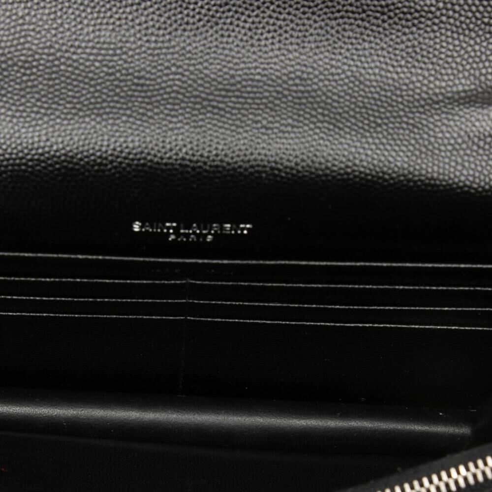 Yves Saint Laurent Shoulder Bag