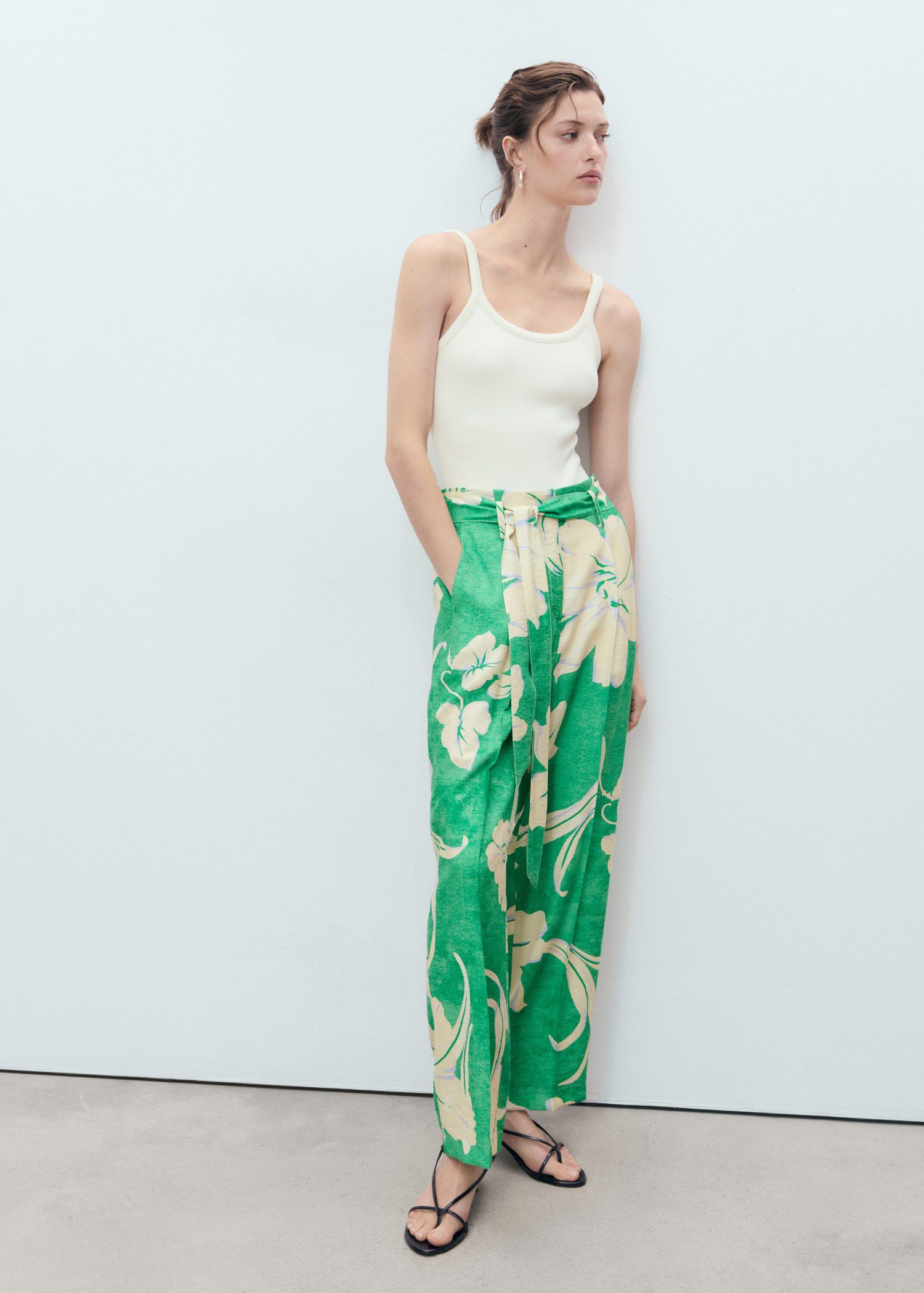 Printed trousers with belt