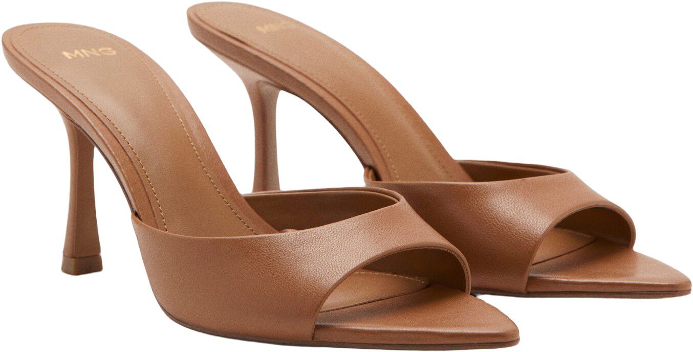 Pointed heel sandals