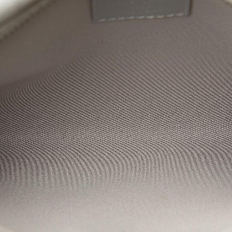 Louis Vuitton Messenger