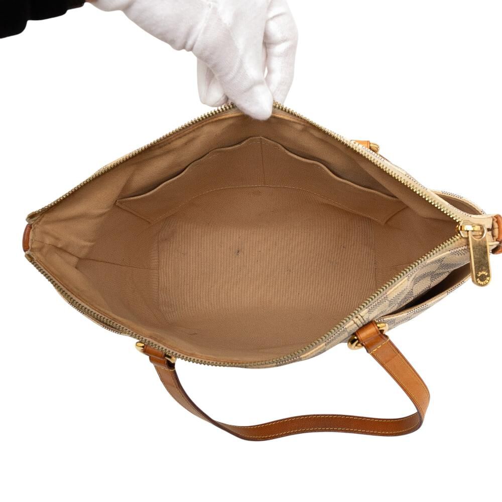 Louis Vuitton Totally