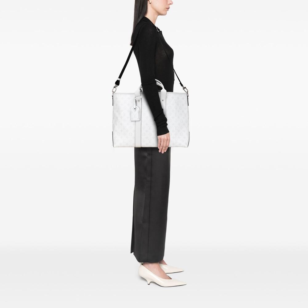 Louis Vuitton Tote