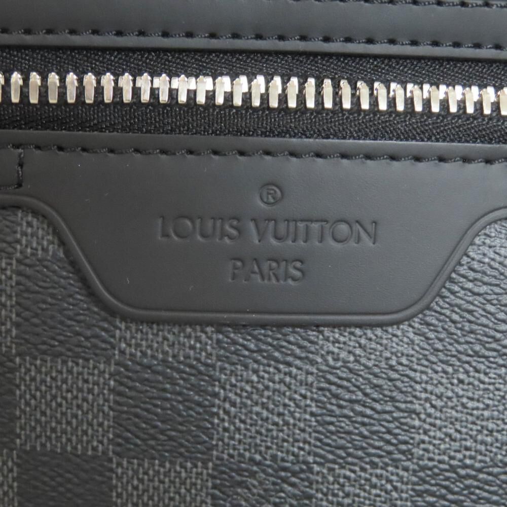 Louis Vuitton Shoulder Bags