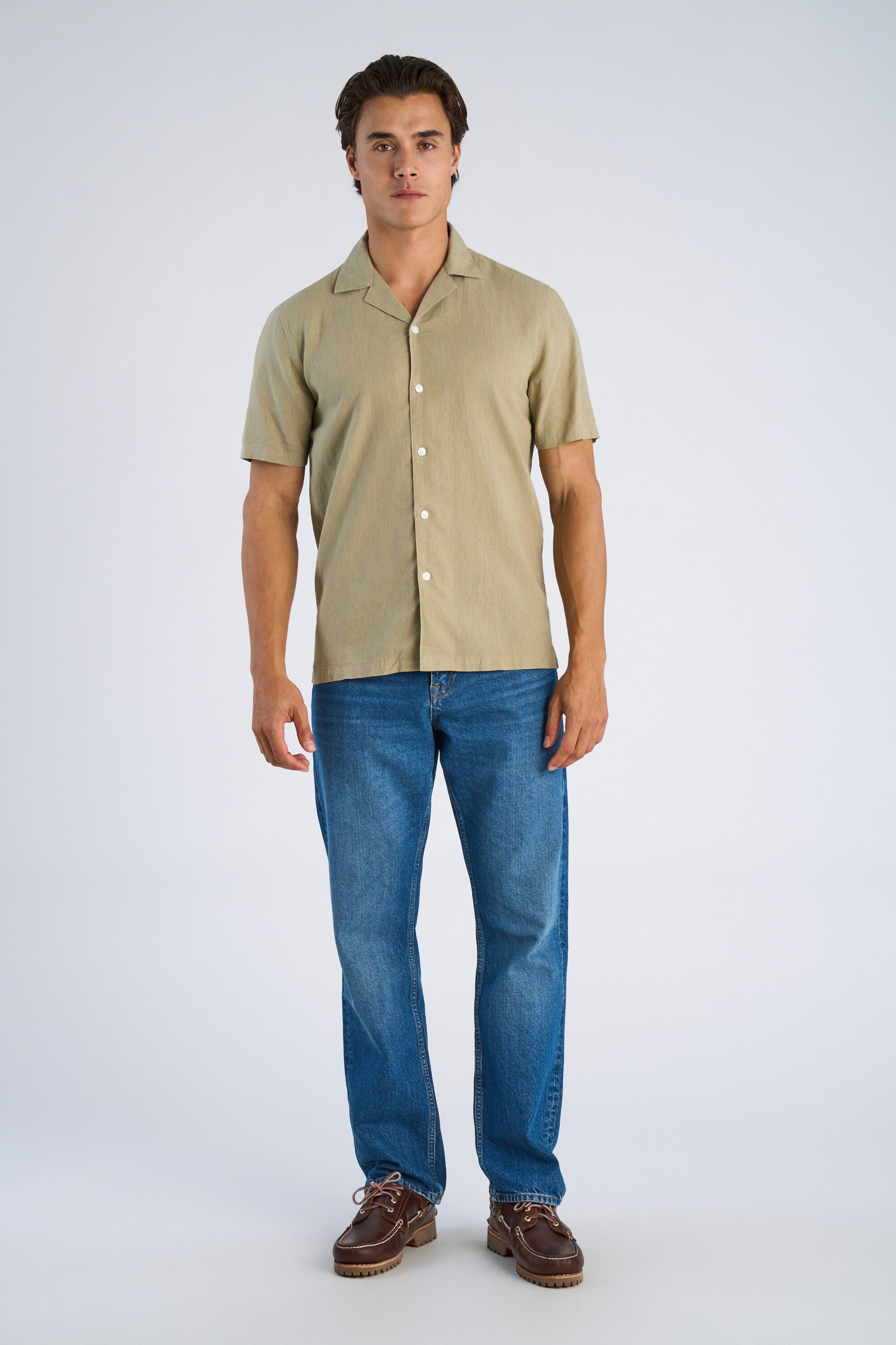 Casual linen blend resort S/S