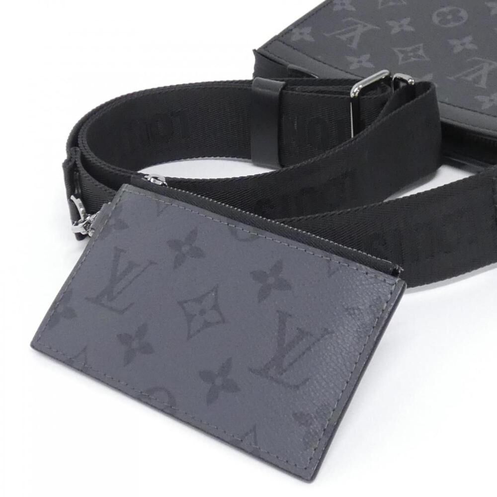 Louis Vuitton Shoulder Bags