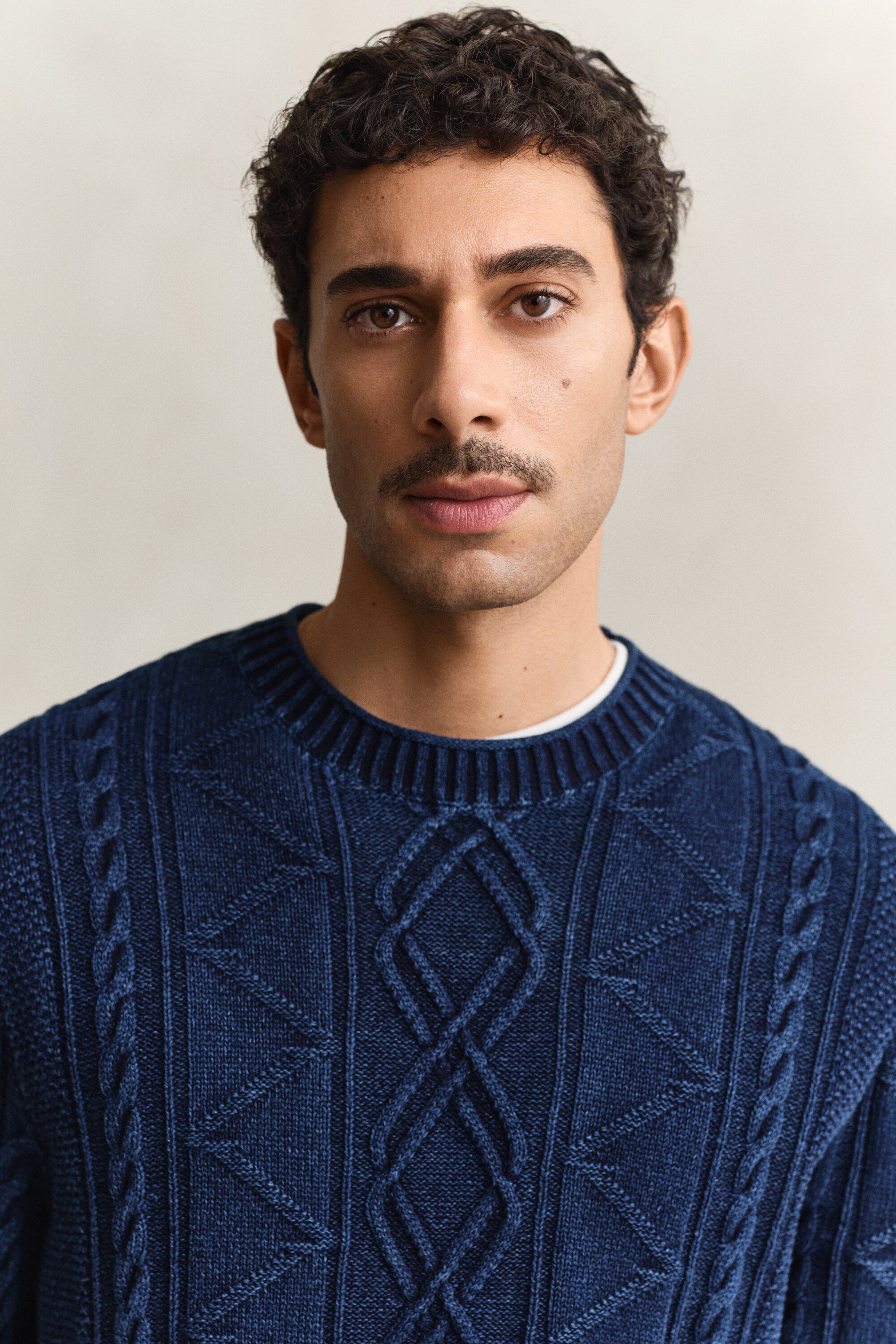 INDIGO CABLE C-NECK