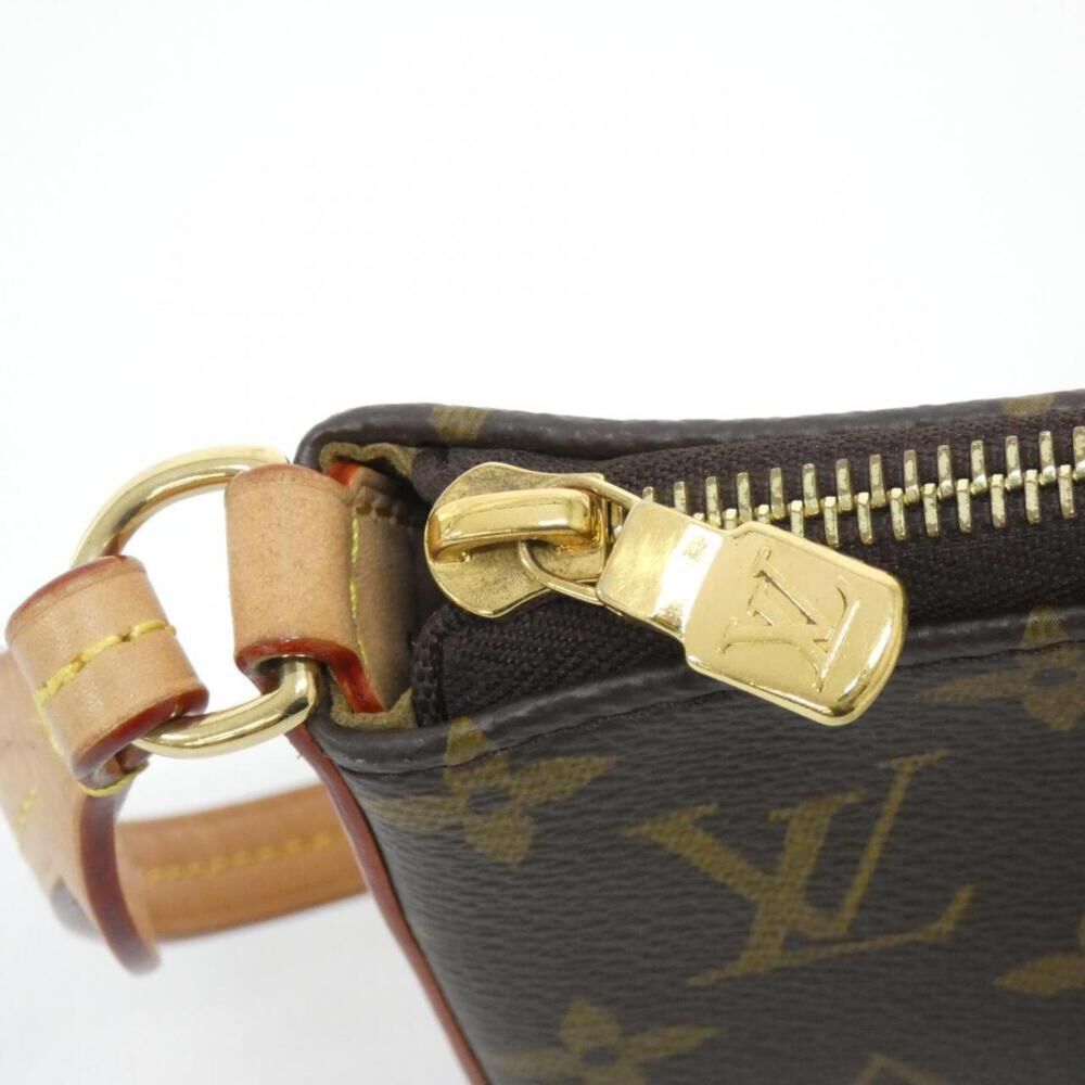 Louis Vuitton Clutch