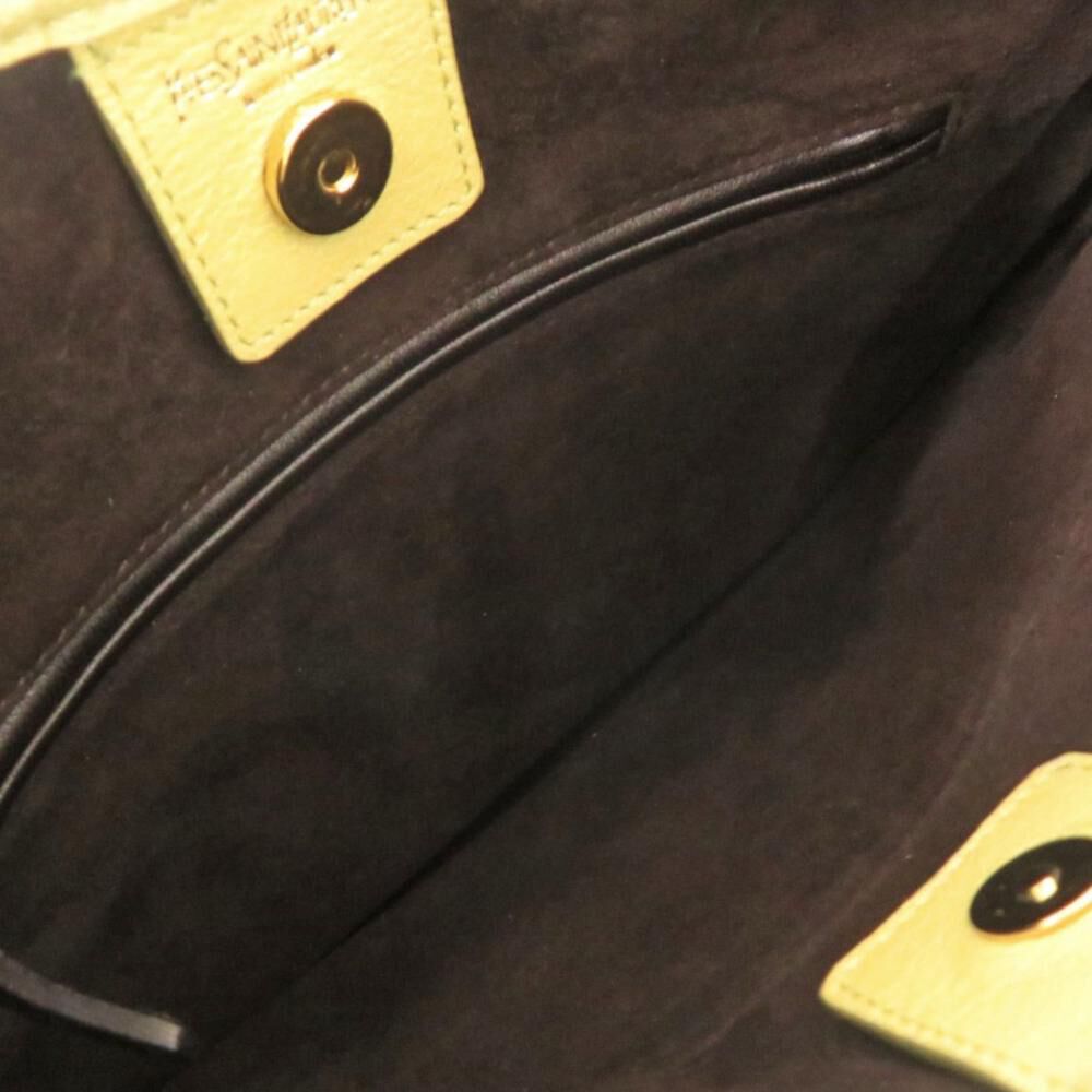 Yves Saint Laurent Shoulder Bag