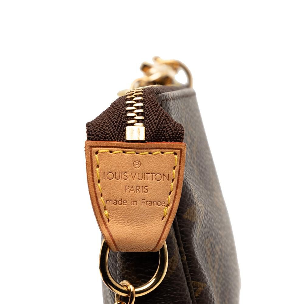Louis Vuitton Pochette Accessoires