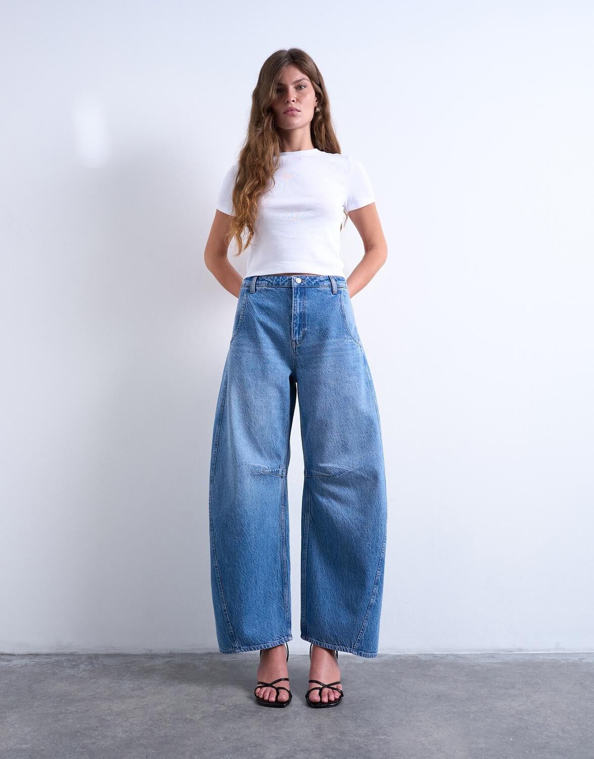 TSNANNA OVERSIZED BARREL DNM JEANS