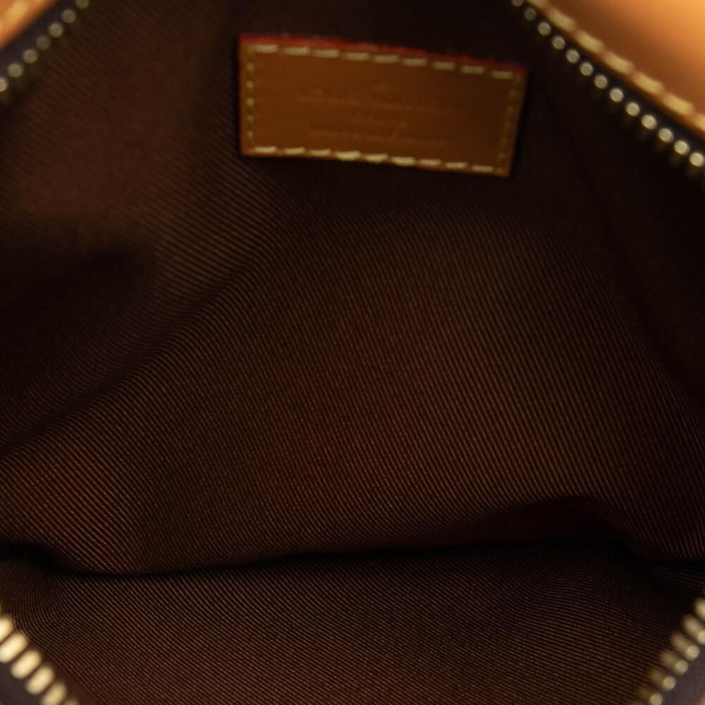 Louis Vuitton Saumur