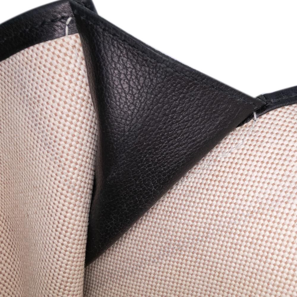 Herm&egrave;s Clutch