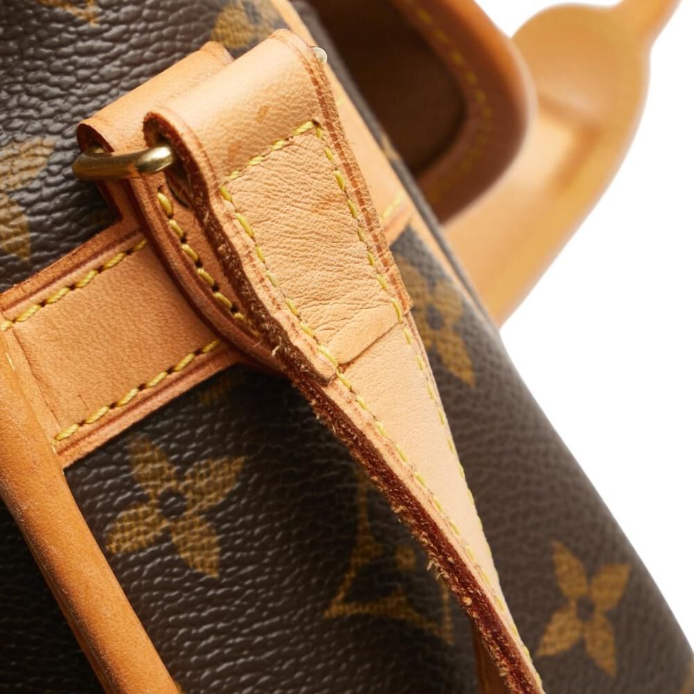 Louis Vuitton Shoulder Bags