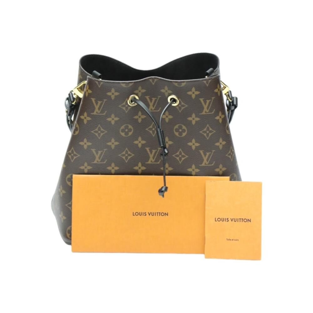 Louis Vuitton Shoulder Bags