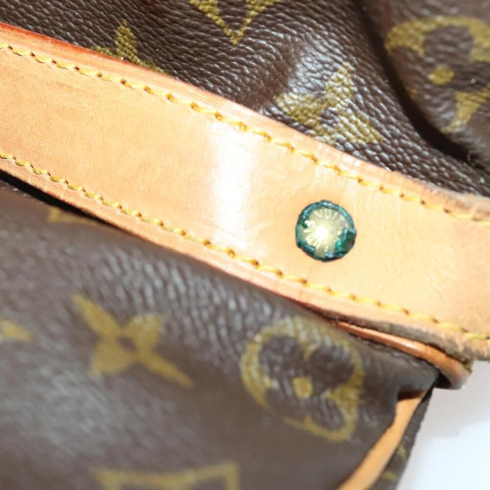 Louis Vuitton Saumur
