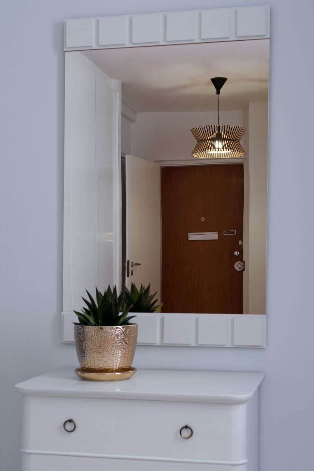 Kontro pendant white