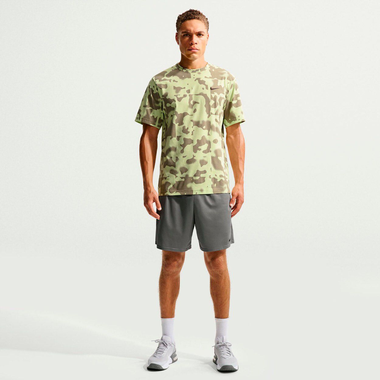 Totality 7 Inch L&oslash;be Shorts