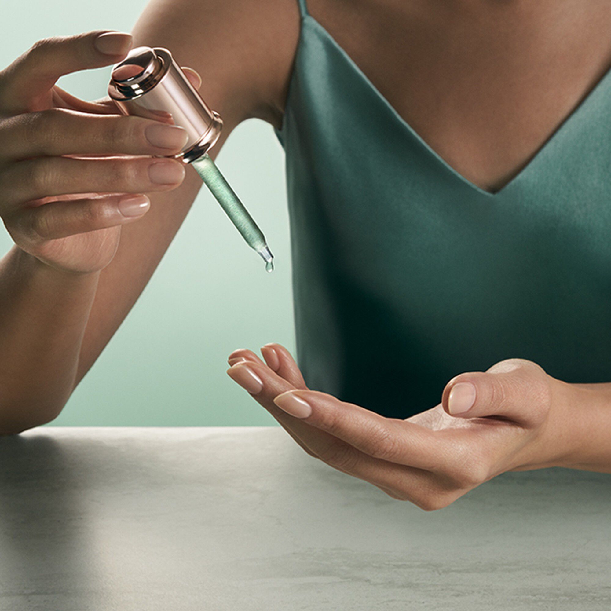 The Micro Peel Facial Peeling