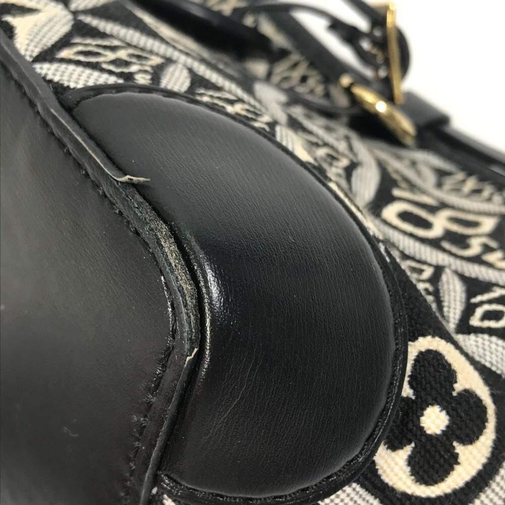 Louis Vuitton Bucket Bag