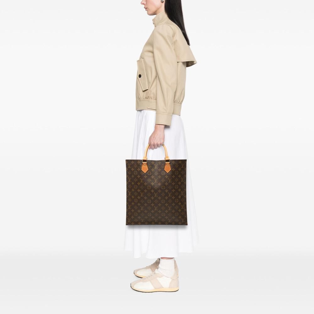 Louis Vuitton Sac Plat