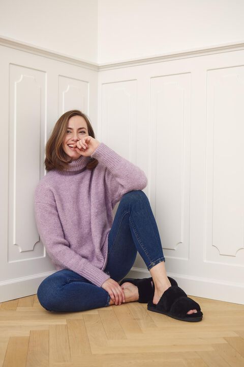 Slippers Straps (of 100% New Zealand Sheepskin) Black