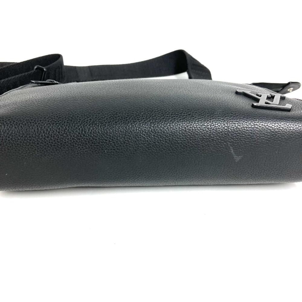 Louis Vuitton Crossbody Bag