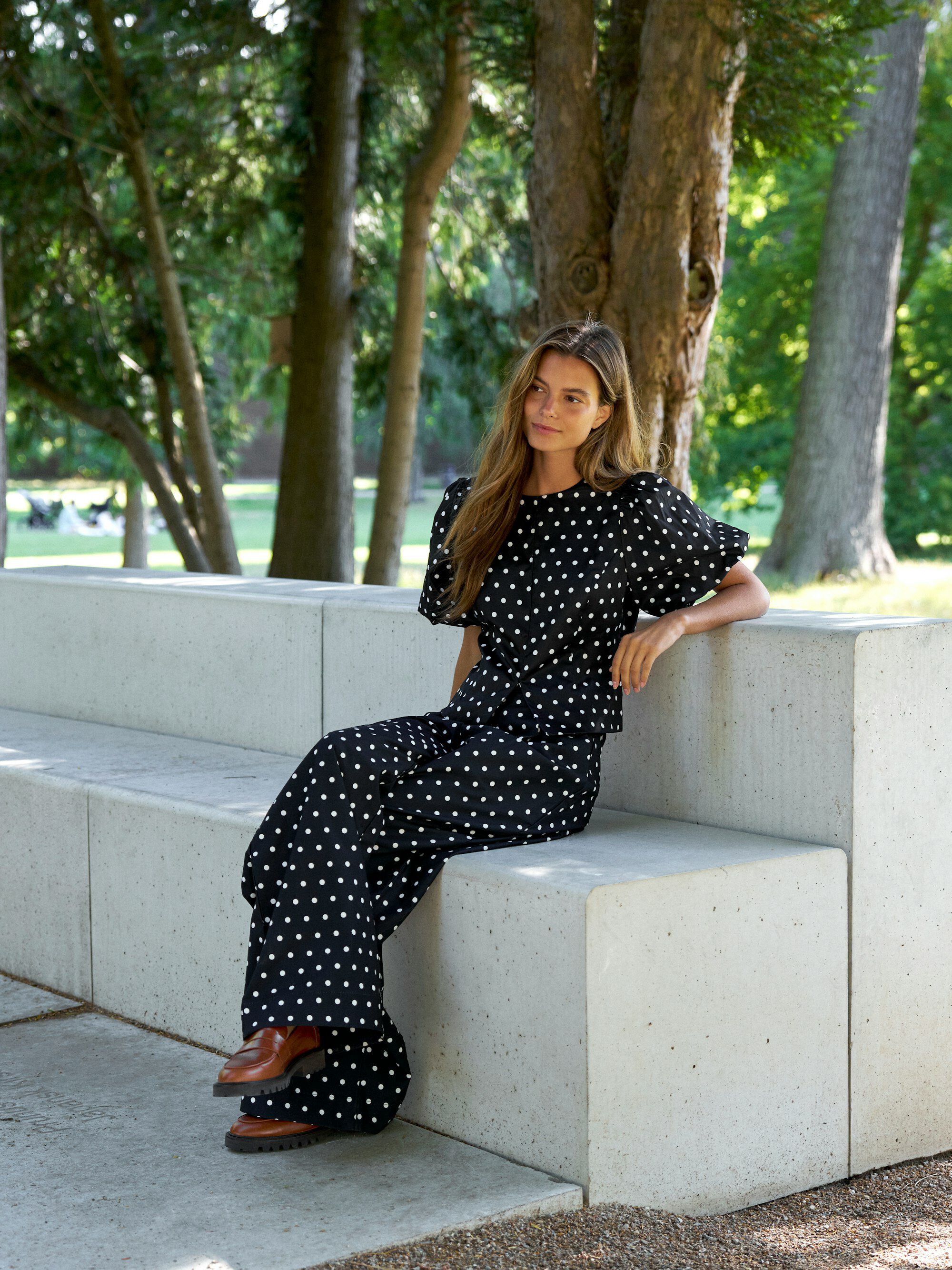 Anela Dot Blouse