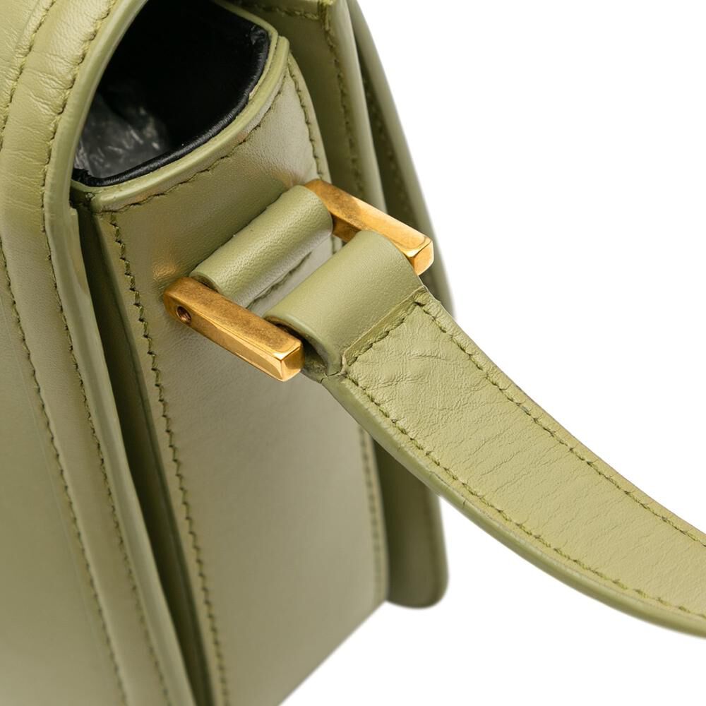 Yves Saint Laurent Shoulder Bag