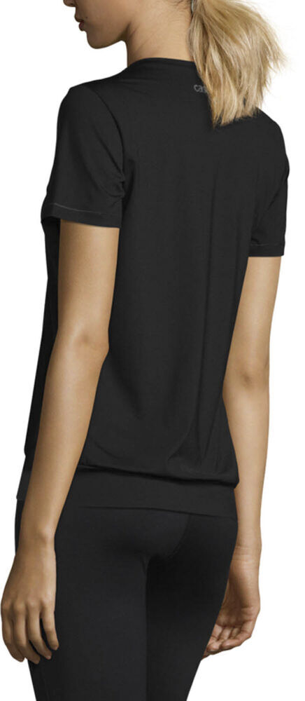 Essentials Loose Cuff Tee