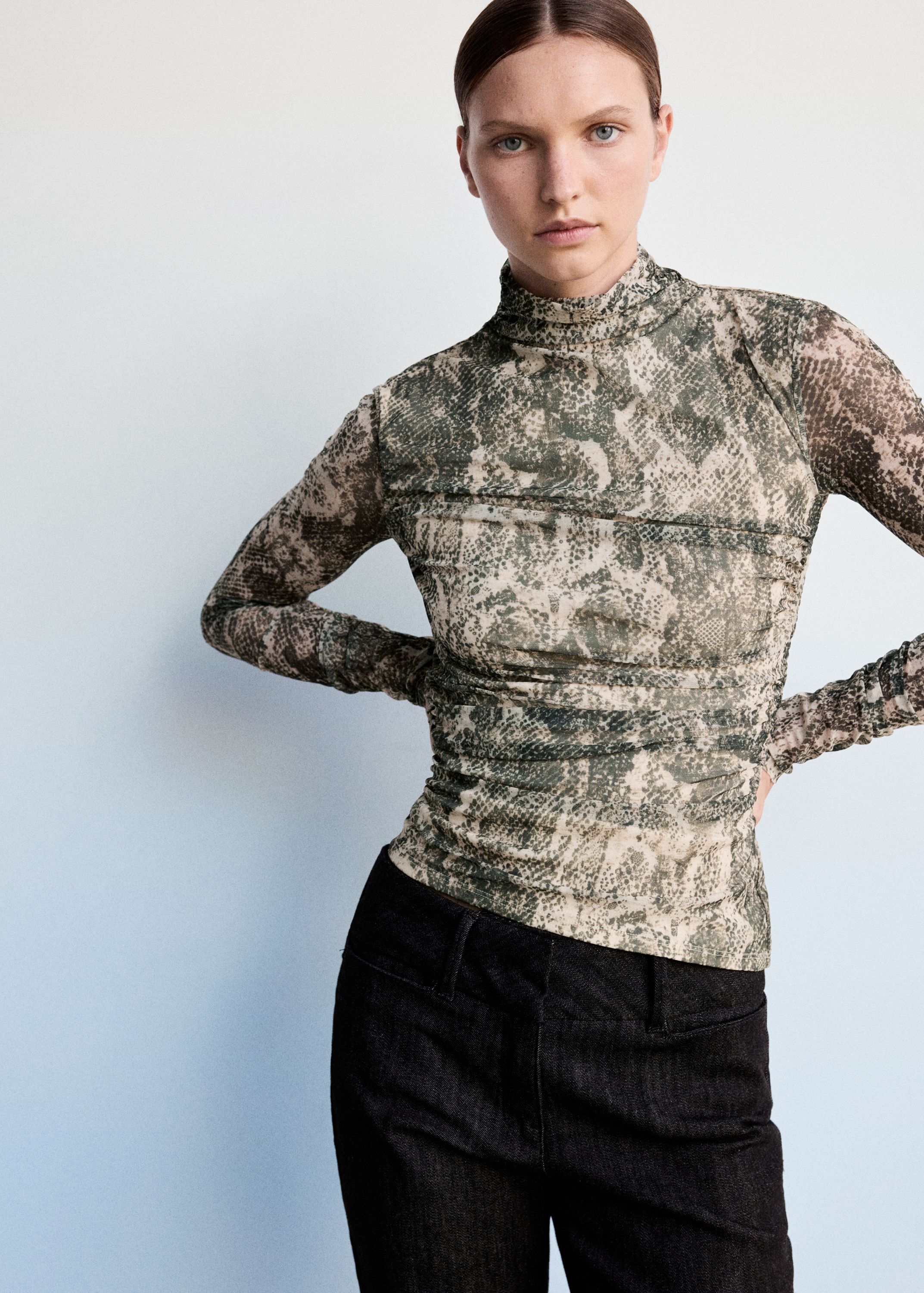 Animal print ruched T-shirt