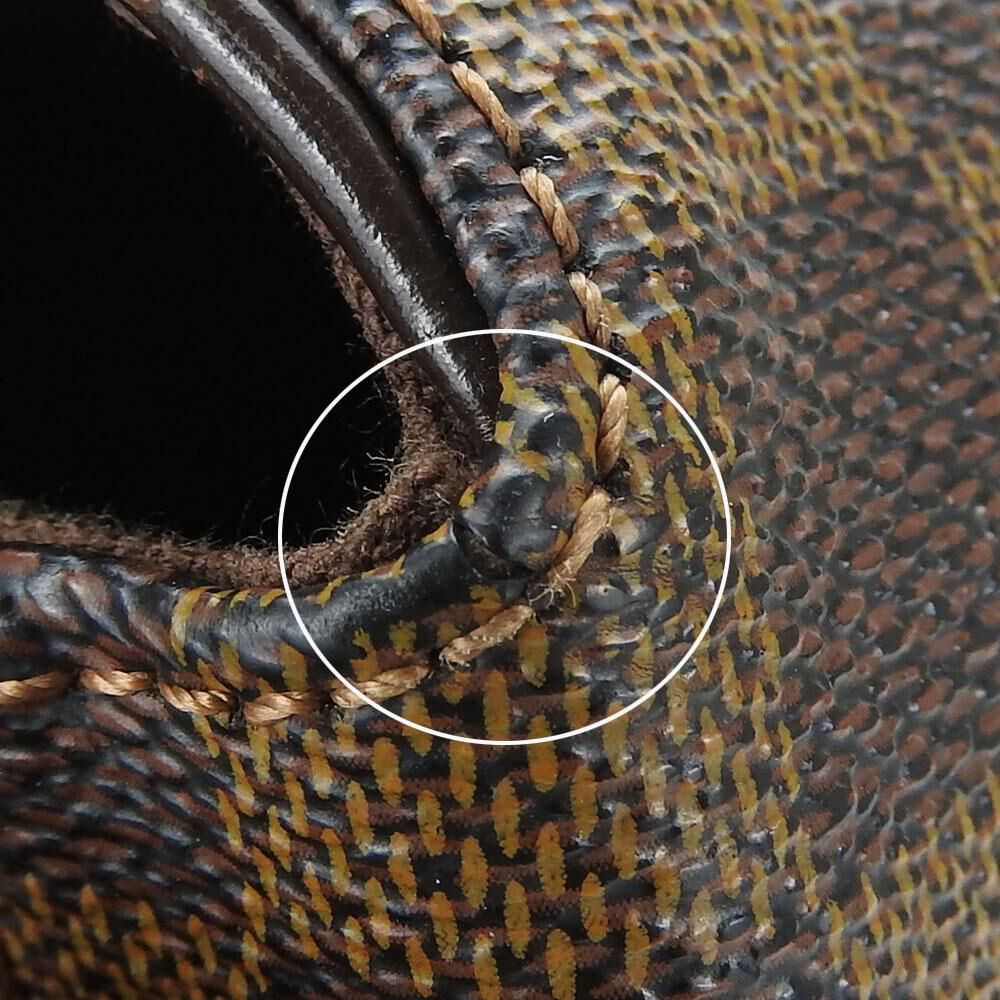 Louis Vuitton Shoulder Bags