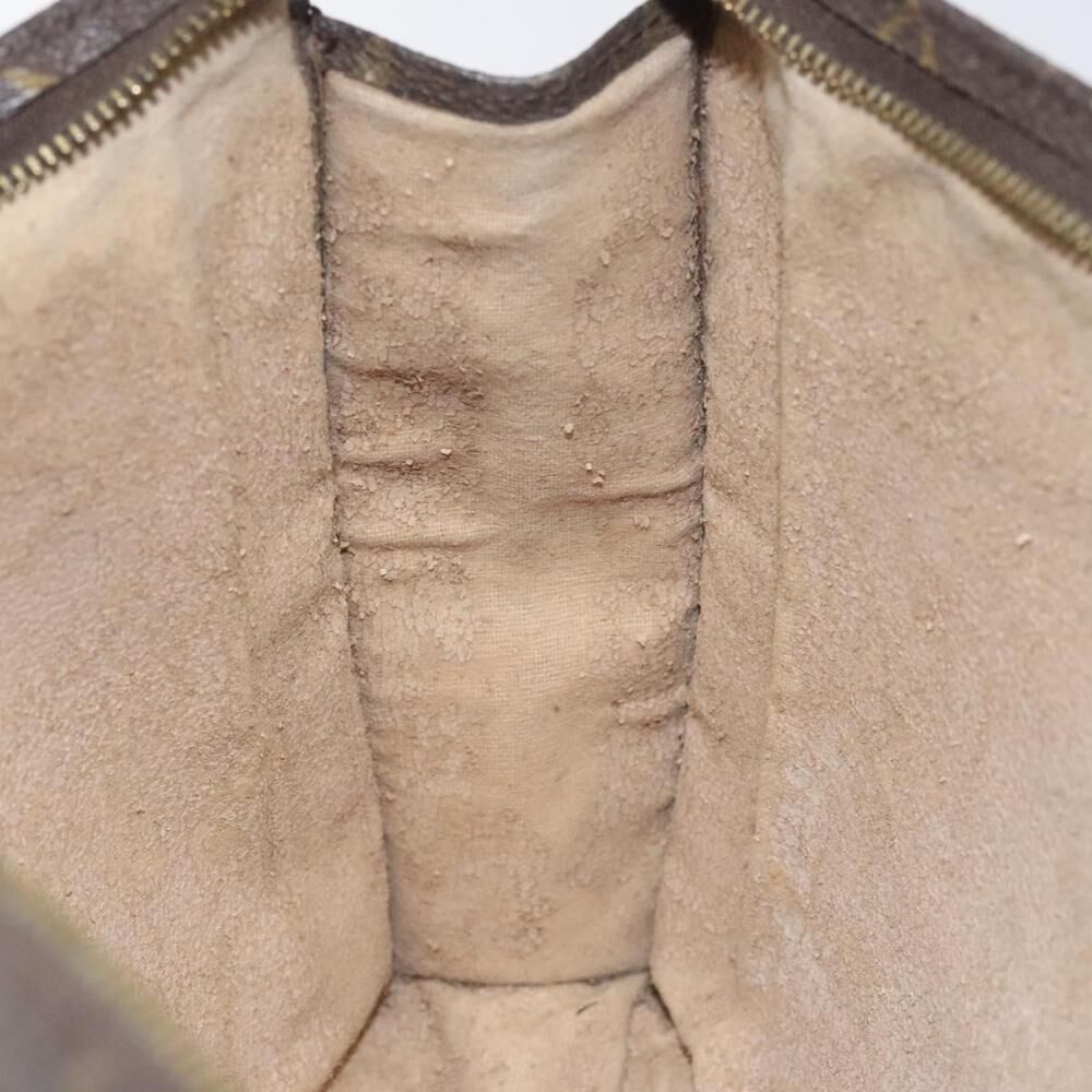 Louis Vuitton Poche Toilette