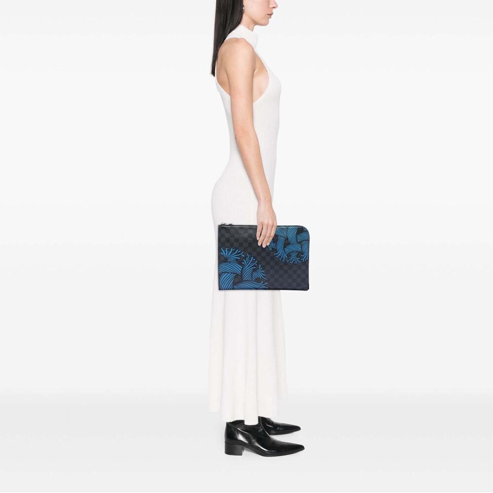 Louis Vuitton Clutch