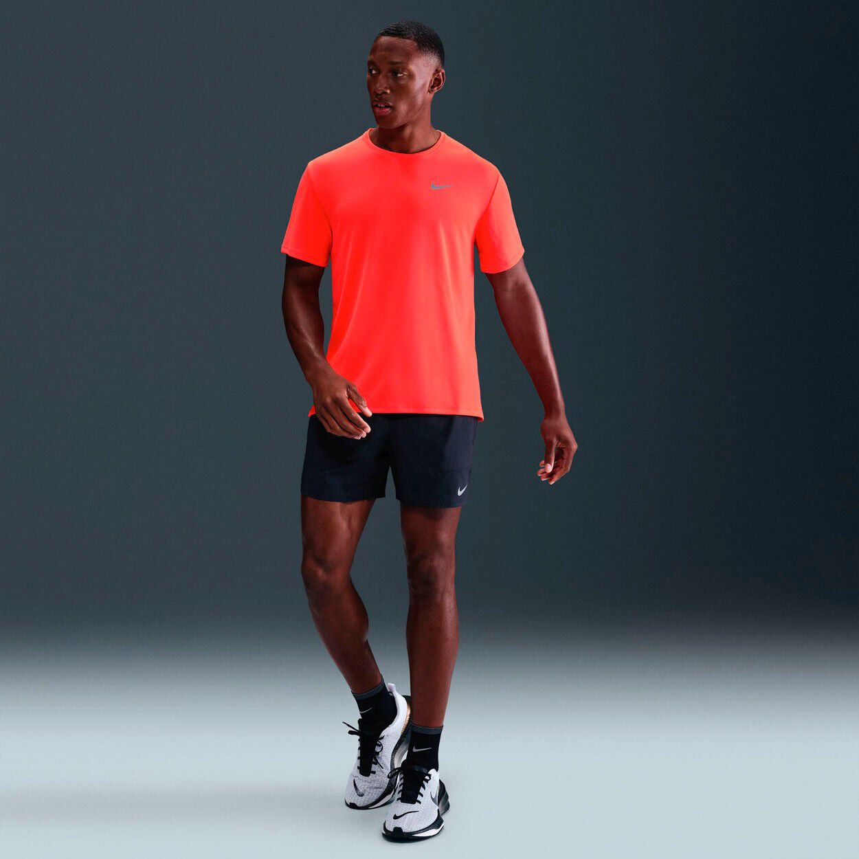 Dri-FIT UV Miler L&oslash;be T-shirt