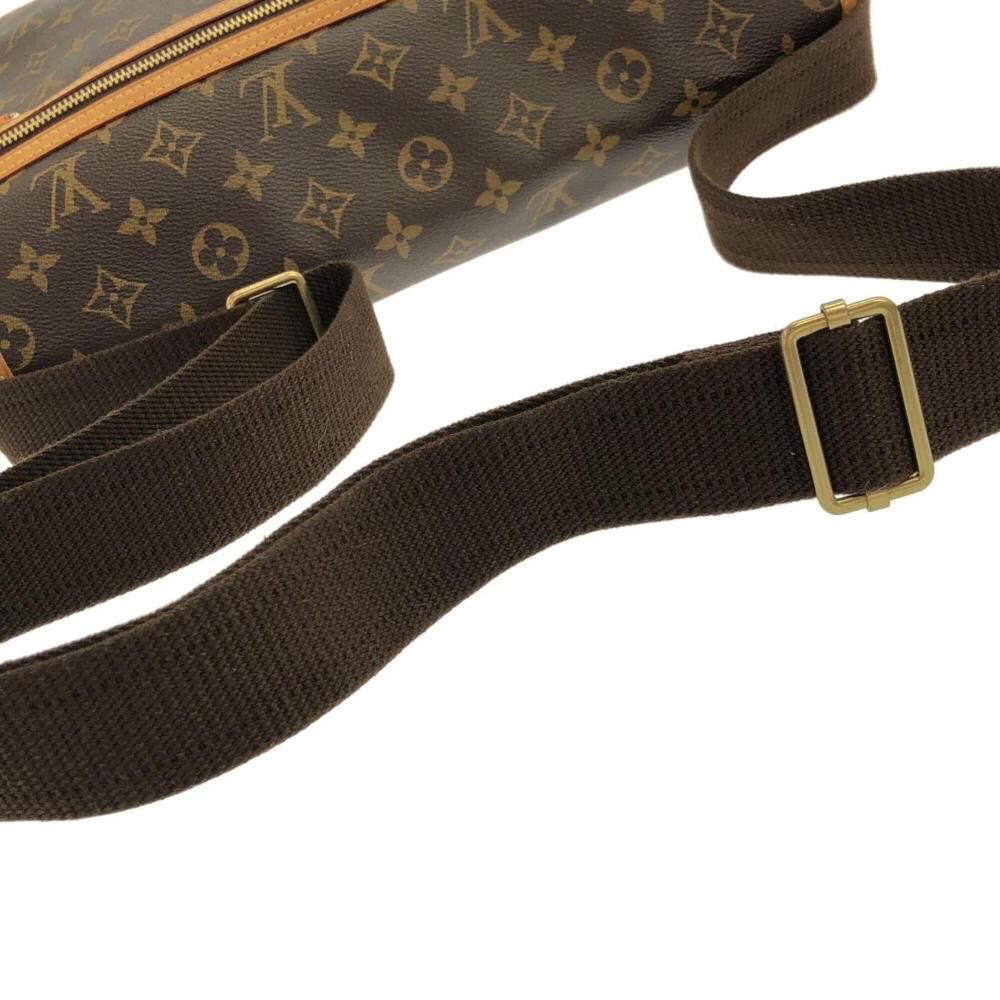 Louis Vuitton Shoulder Bags