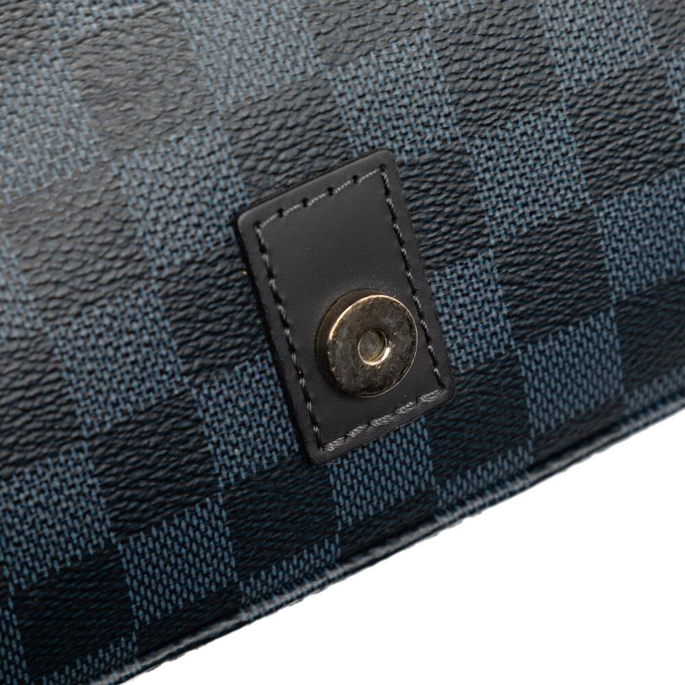 Louis Vuitton Shoulder Bags