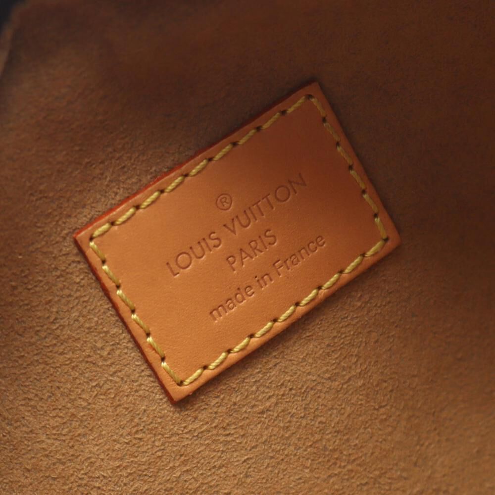 Louis Vuitton Shoulder Bags