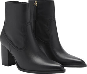 Leather pointed ankle boots