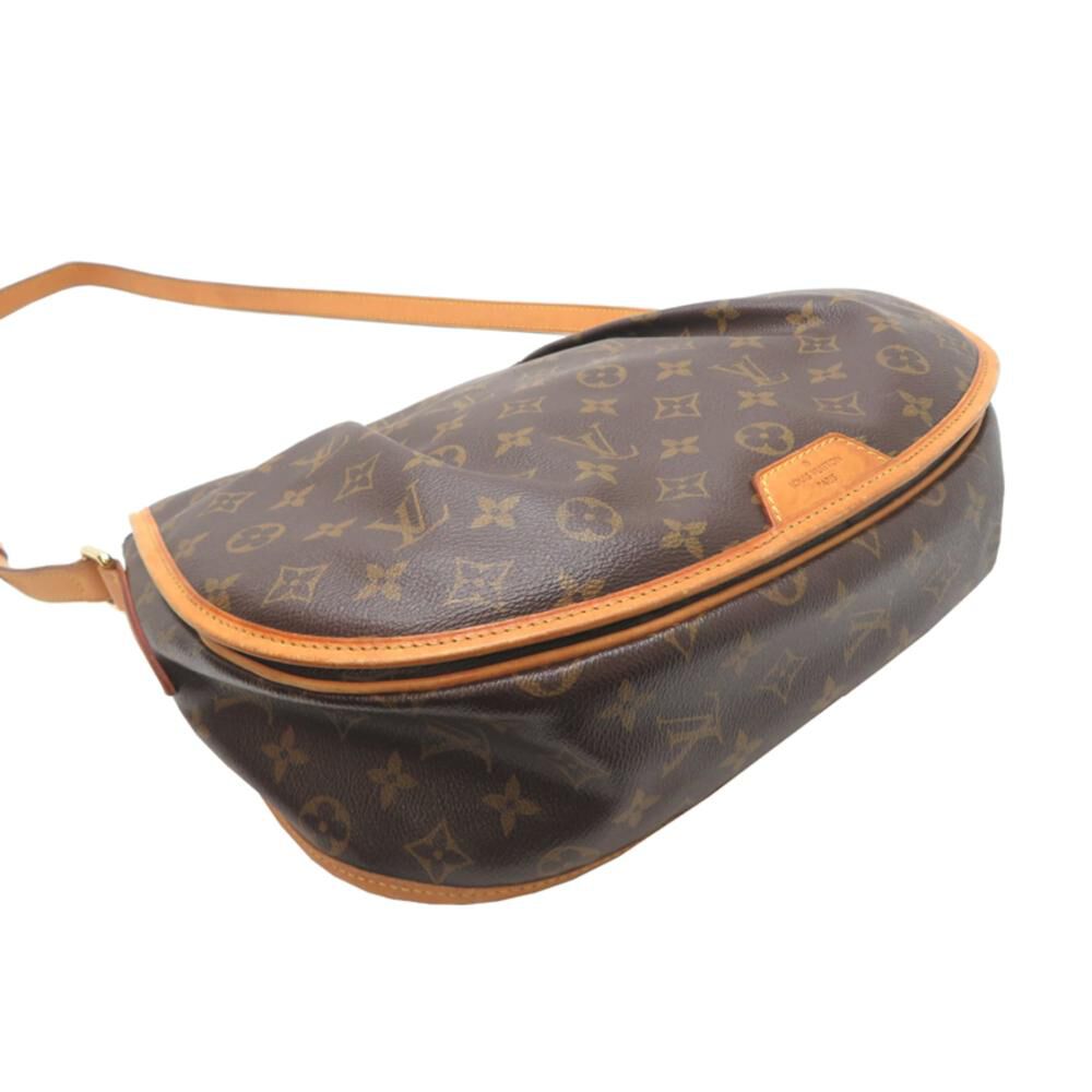 Louis Vuitton Menilmontant