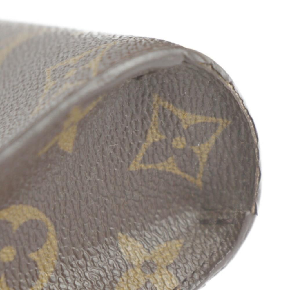 Louis Vuitton Clutch